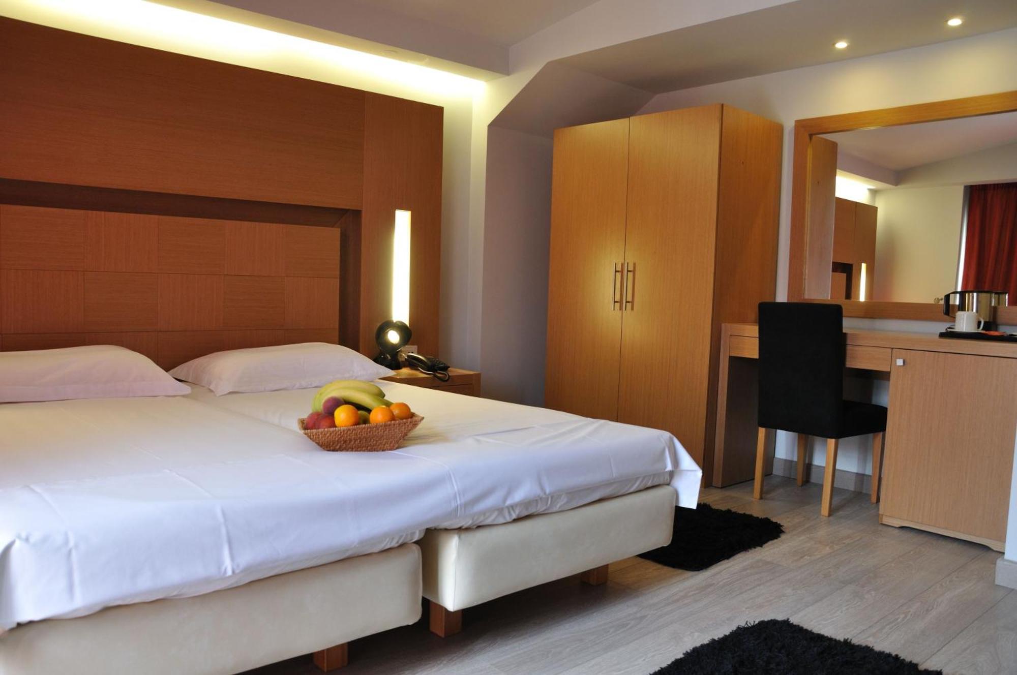 Corfu Mare Hotel -Adults Only 外观 照片